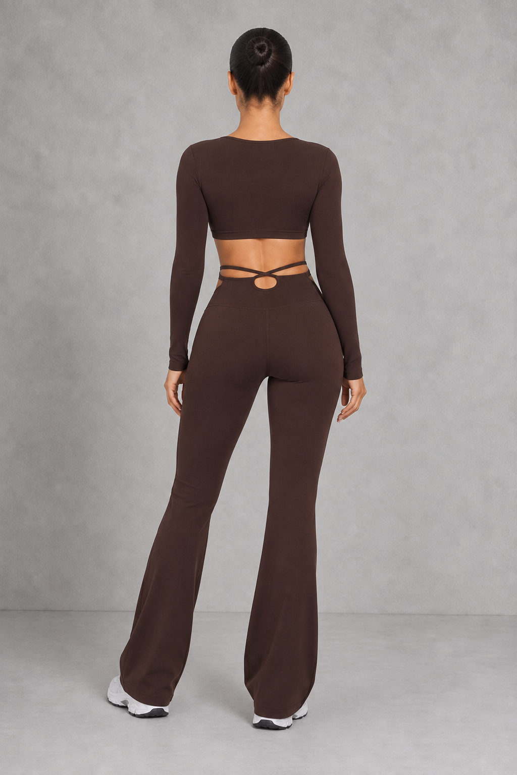 Sculp Cut-Out Crop Top & Flare Pants Set – image 2