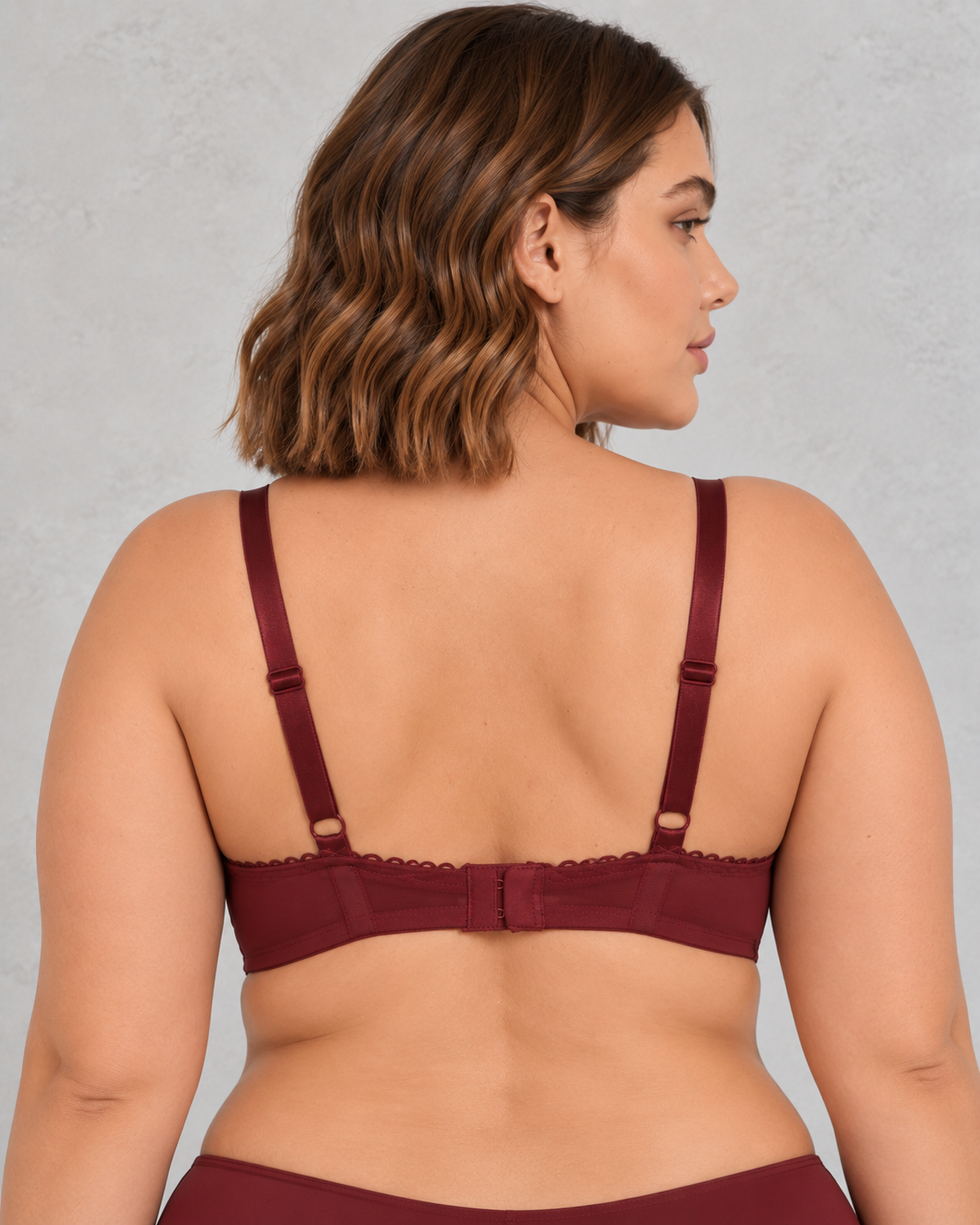 Sculp Plus Size Lace Underwired Support Bra