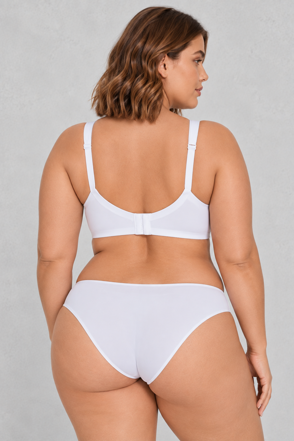 Sculp Full Cup Lace Bra in White – view 3