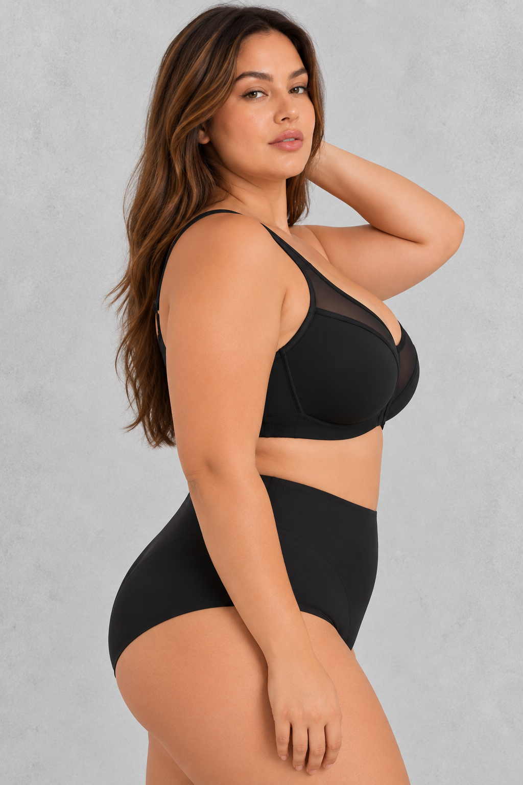 Sculp Wireless Side Support Minimiser Bra in Black – view 4