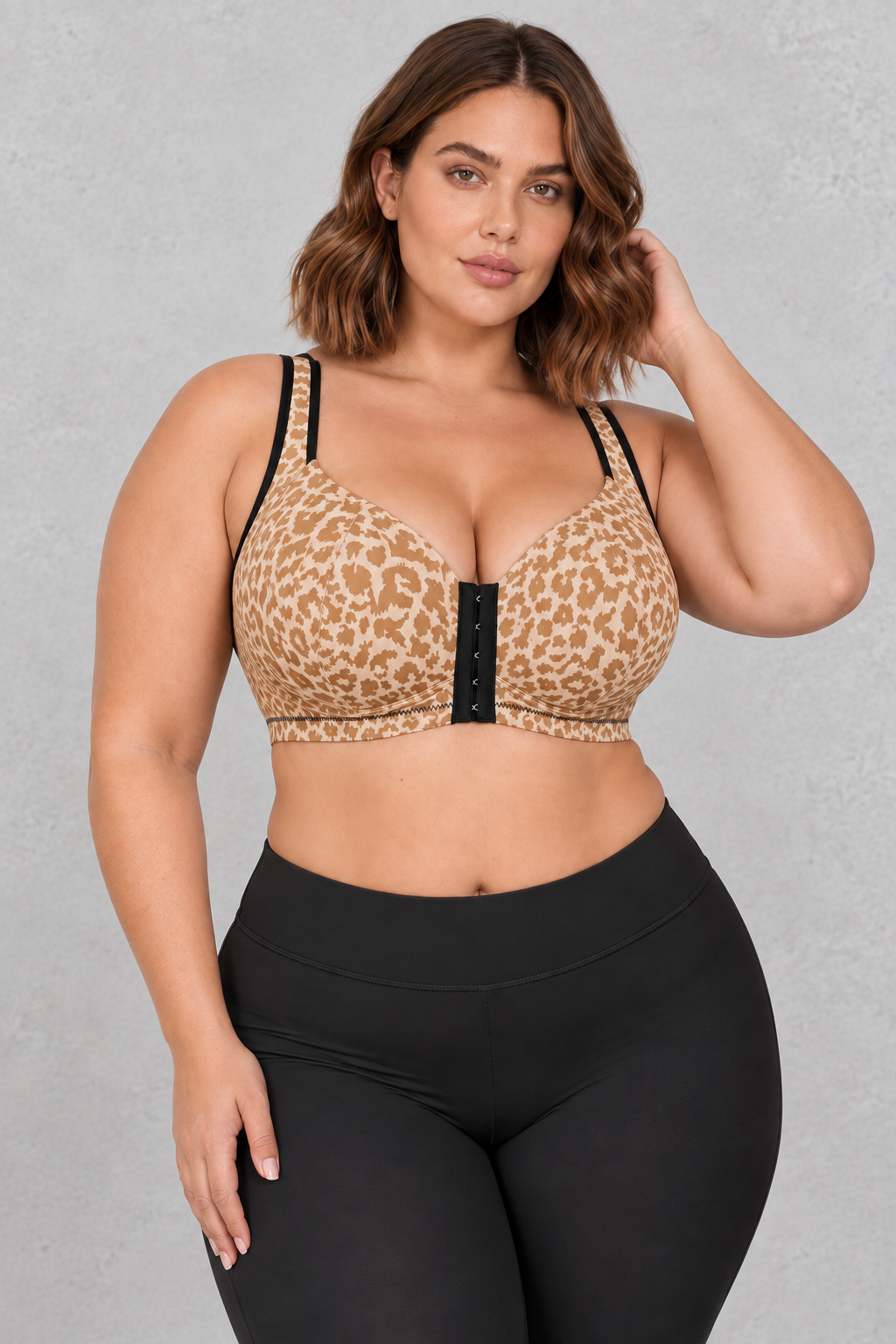 Sculp Leopard Front Closure Wireless Bra in Camel Leopard – front
