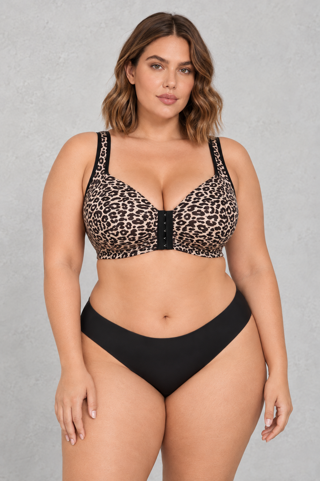 Sculp Leopard Front Closure Wireless Bra in Classic Leopard – front