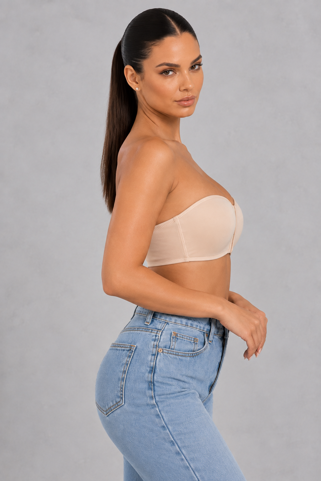 Sculp Strapless Backless Push-Up Bra with Front Closure