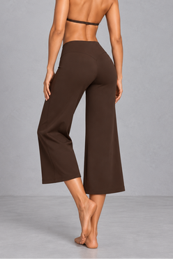 Sculp High-Waisted Wide-Leg Capri Pants