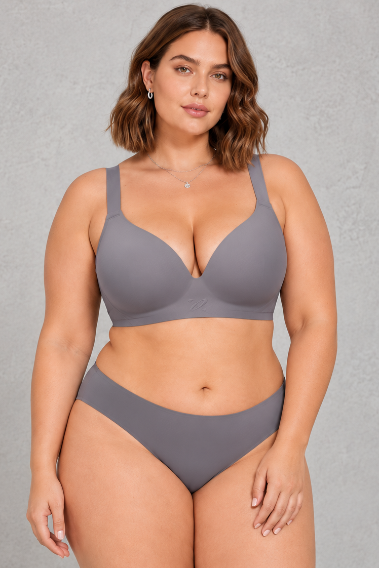 Sculp Wireless Plunge Push-Up Bra – Deep Band, Wide Straps