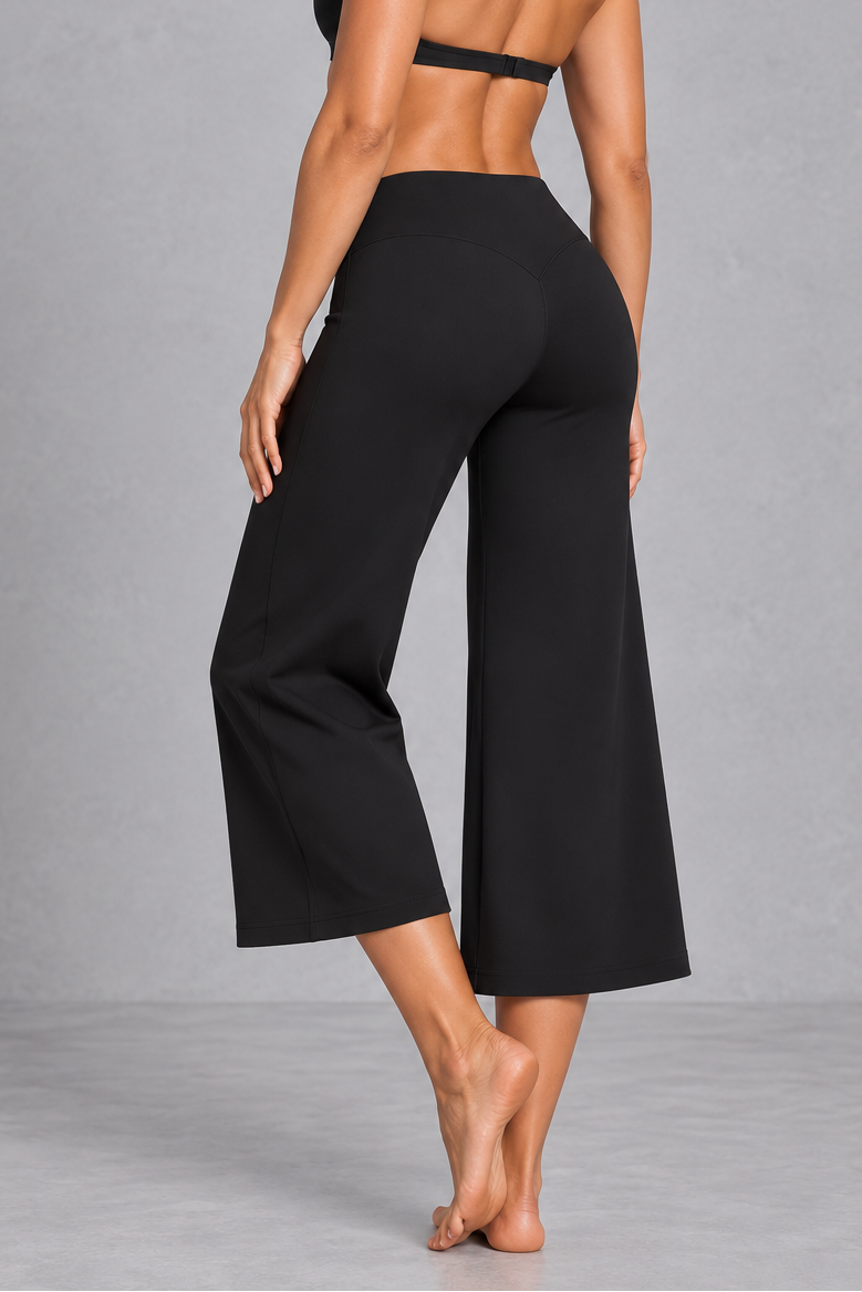 Sculp High-Waisted Wide-Leg Capri Pants