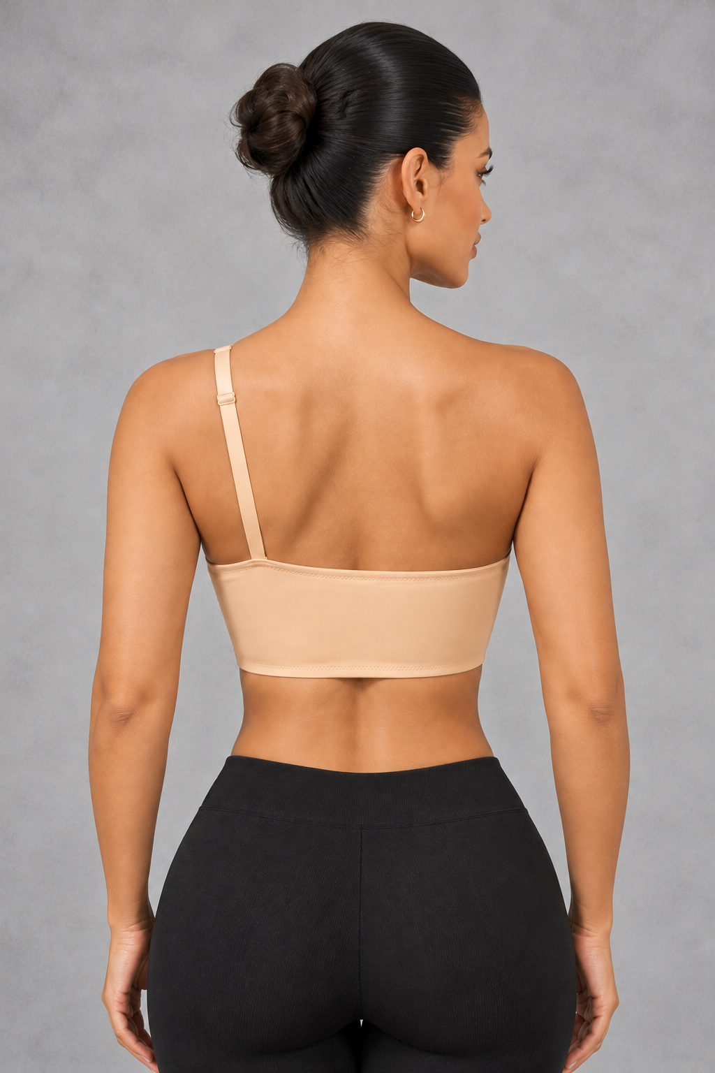 Sculp One-Shoulder Seamless Bra in Nude – back