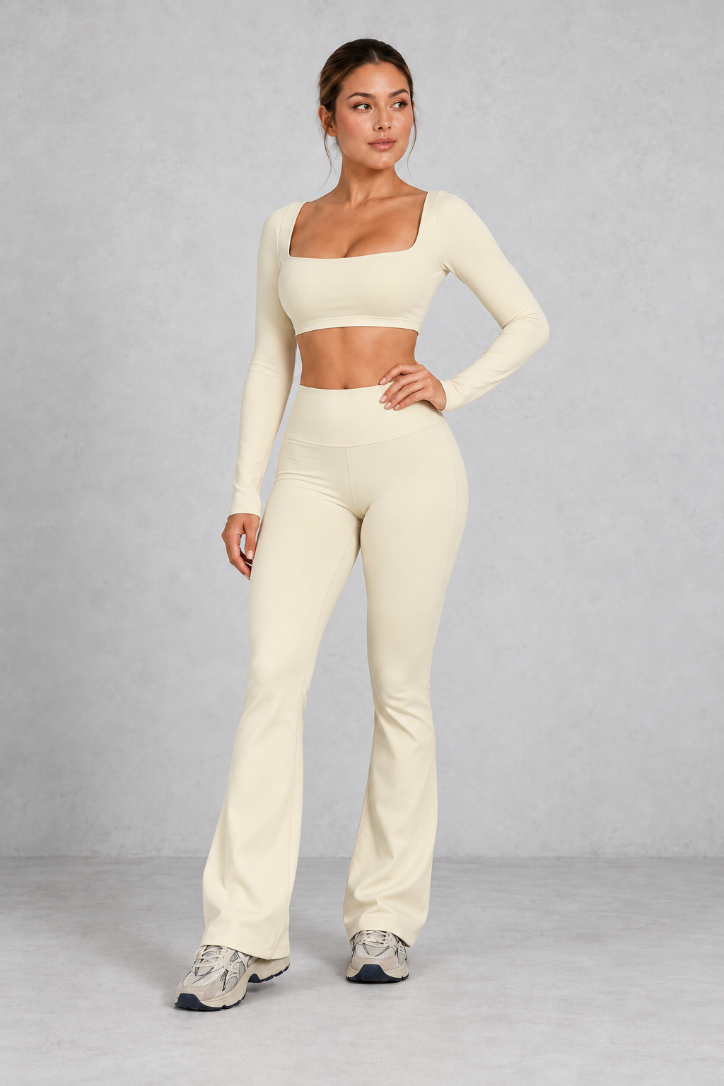 Sculp Flared Leggings Yoga Set in Apricot – front view
