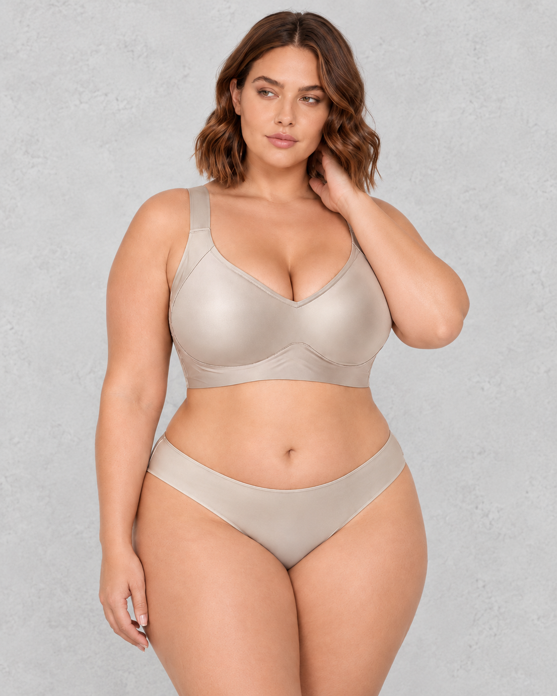 Sculp Seamless Full Coverage Wireless Bra in Champagne – front