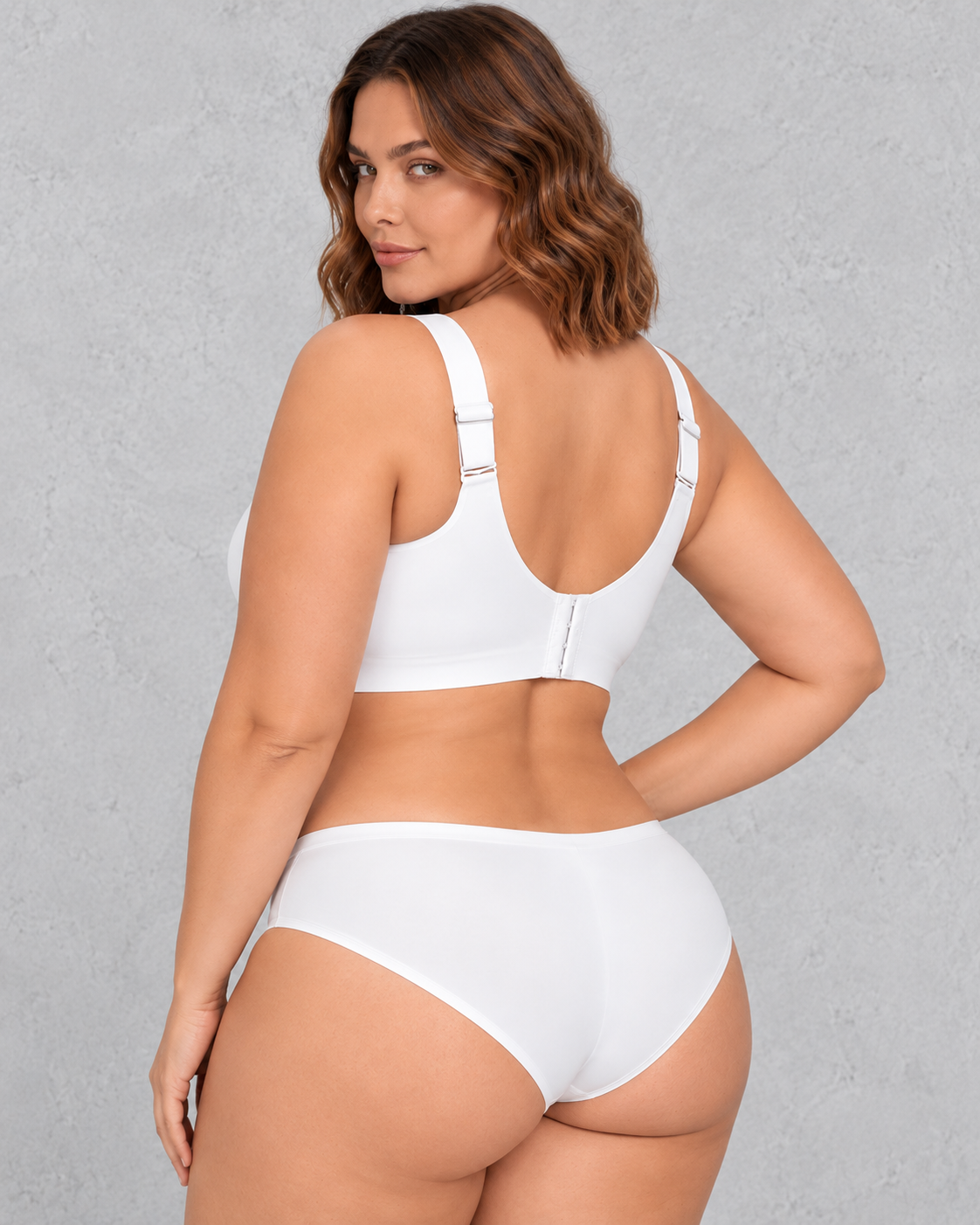 Sculp Seamless Sweetheart Wireless Bra in White – back
