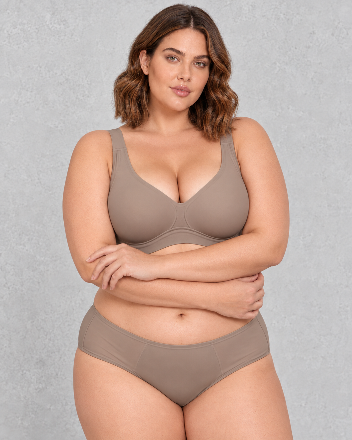 Sculp Seamless Sweetheart Wireless Bra in Taupe – front