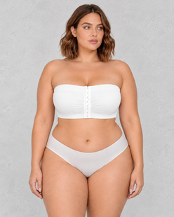 Sculp Strapless Front Closure Bandeau Bra in White – front