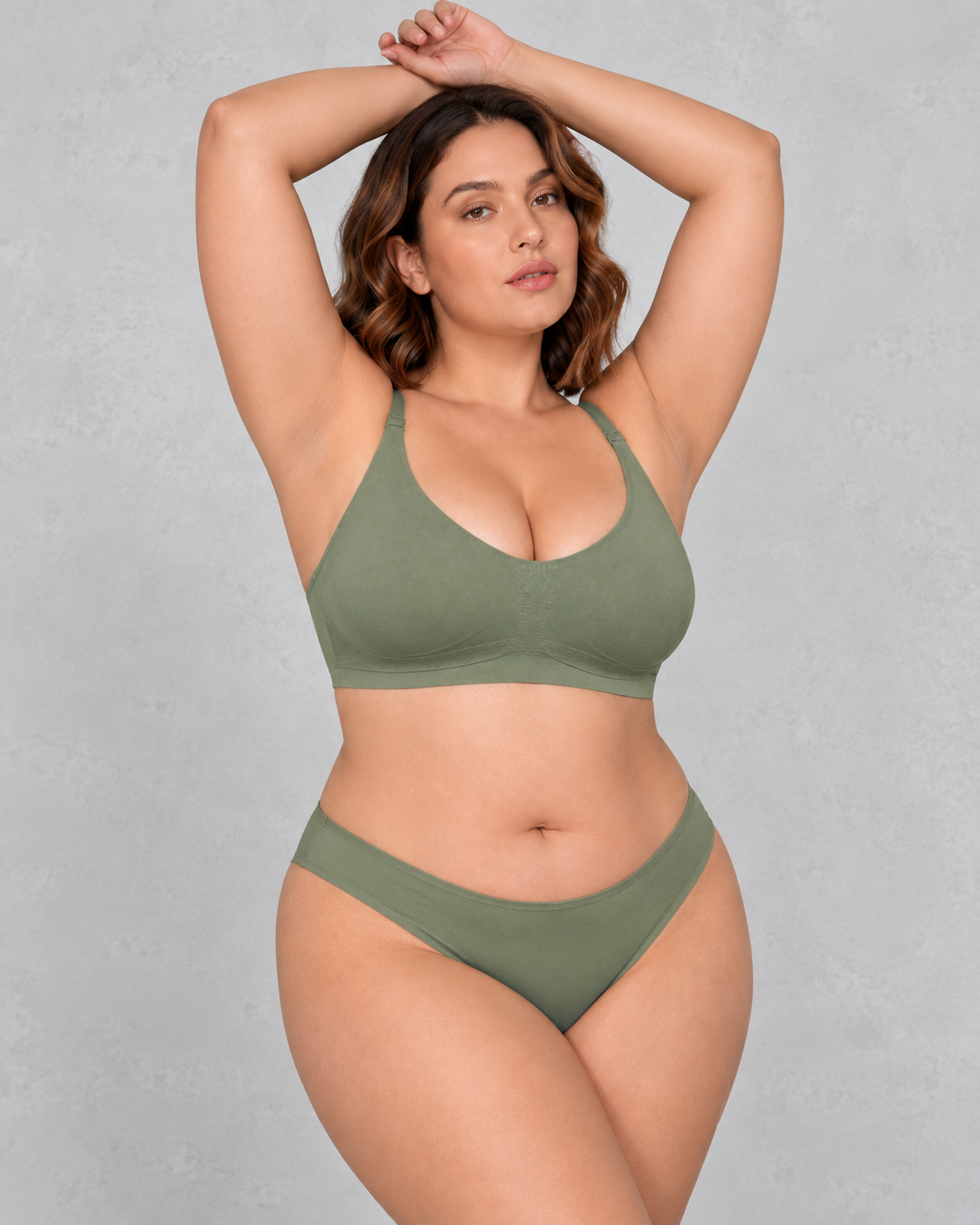 Sculp Seamless Light Support Bralette in Green