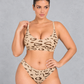 Seamless wireless comfort bra with scoop neck and wide band