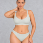 Seamless wireless comfort bra with scoop neck and wide band