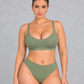 Seamless wireless comfort bra with scoop neck and wide band