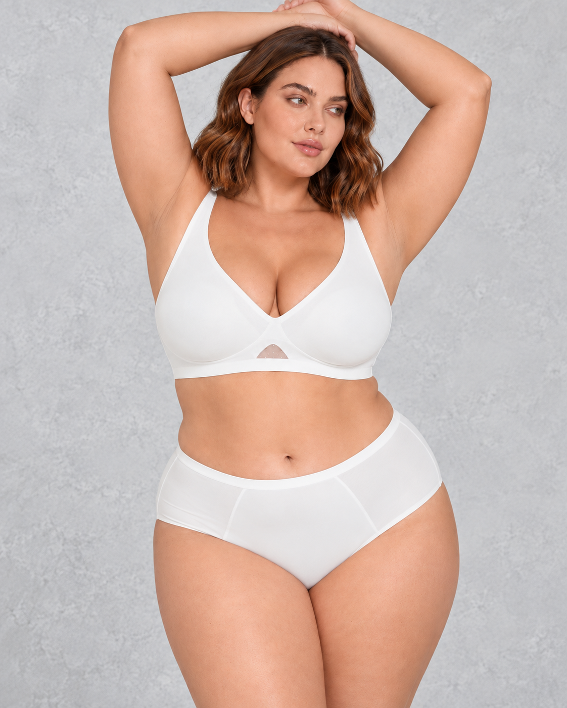 Sculp Seamless Padded V-Neck Bra in White