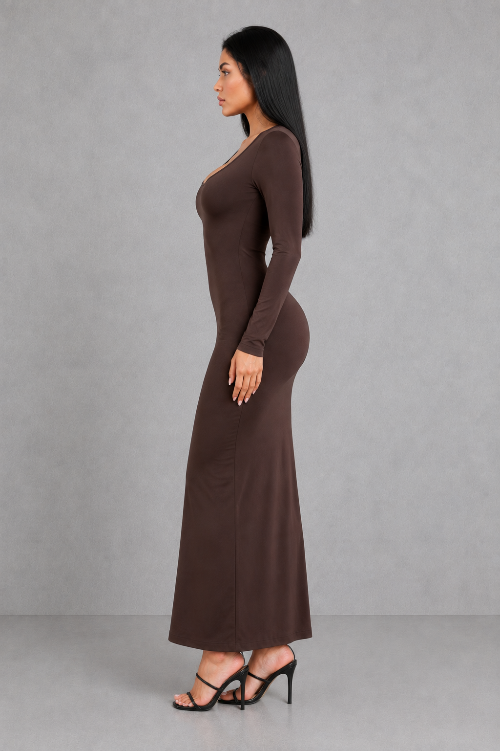 Sculp Minimalist Scoop Neck Maxi Dress - Slim Fit