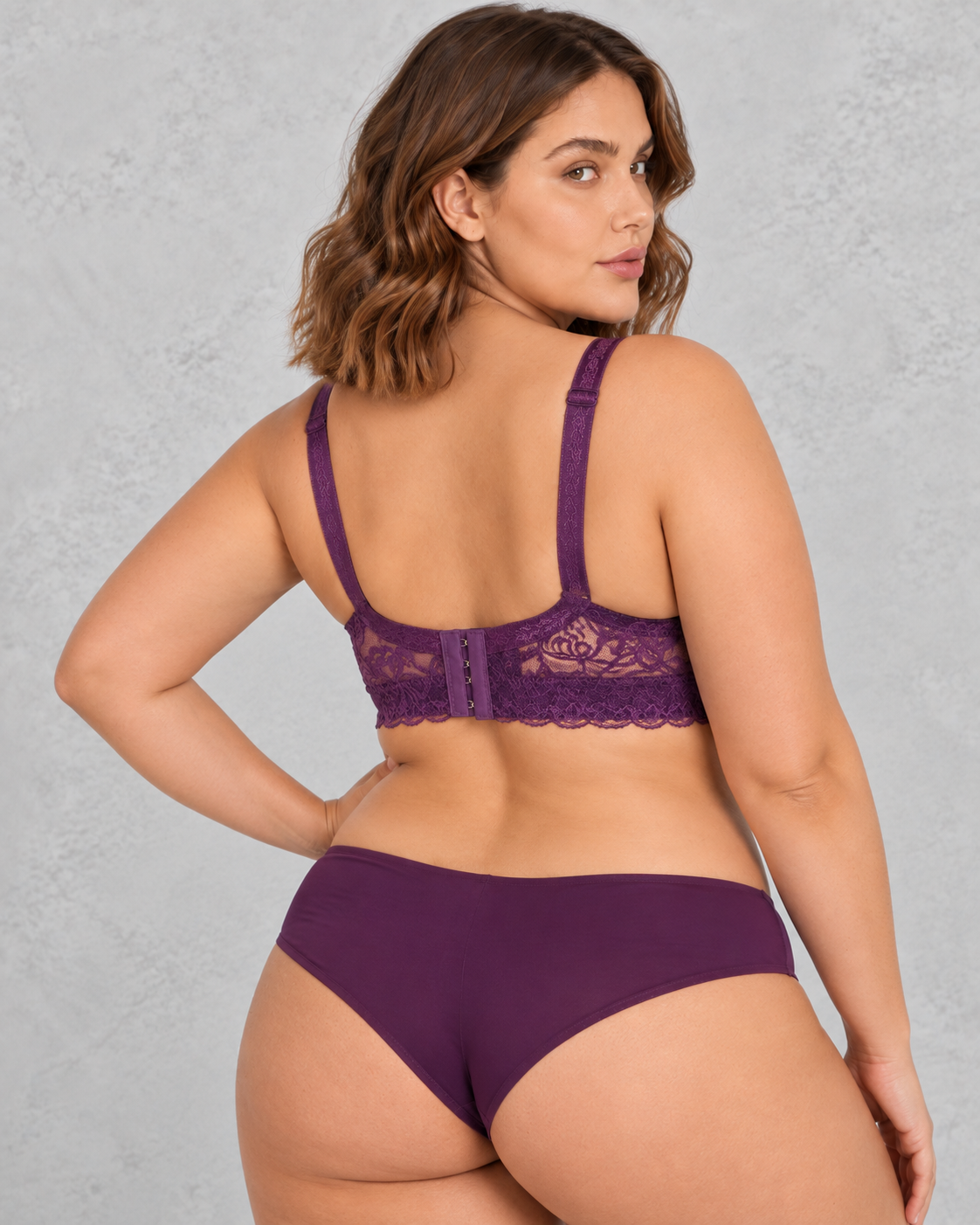 Sculp Plus Size Wireless Lace Full-Cup Bra