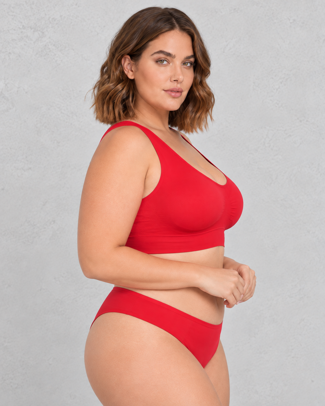 Sculp Seamless Wireless Comfort Bra in Red – view 2