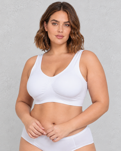 Sculp Seamless Wireless Comfort Bra in White