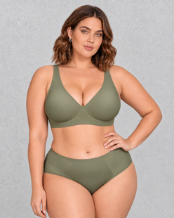 Sculp Seamless Padded Wireless Bra in Sage Green – front