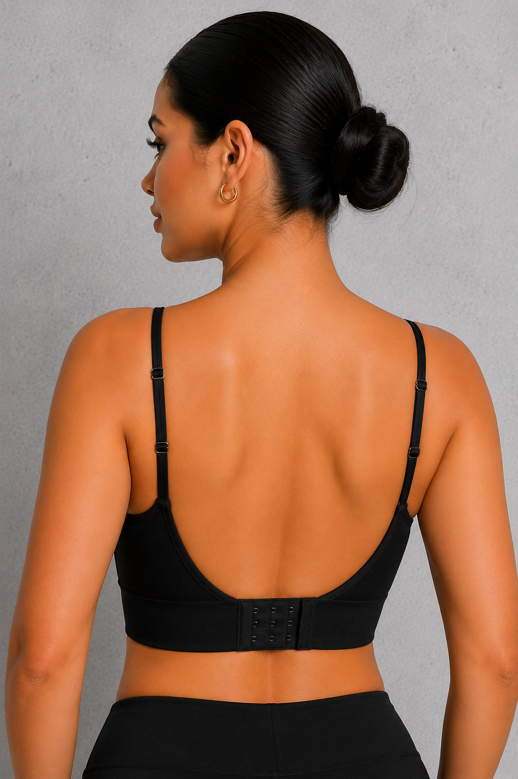 Sculp Wireless T-Shirt Bra - Seamless Deep V Demi Cup Bra