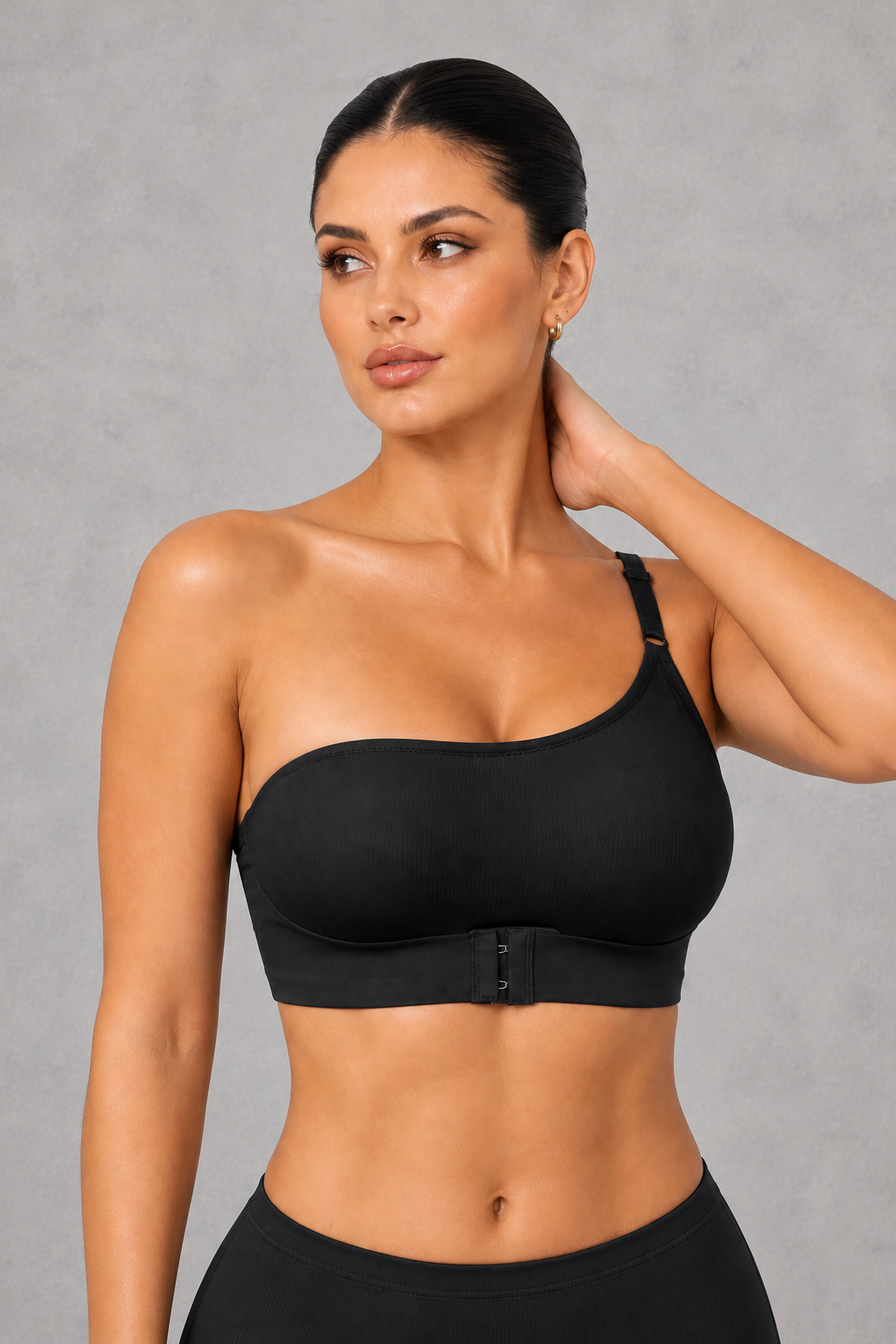 Sculp One-Shoulder Seamless Bra in Black – front