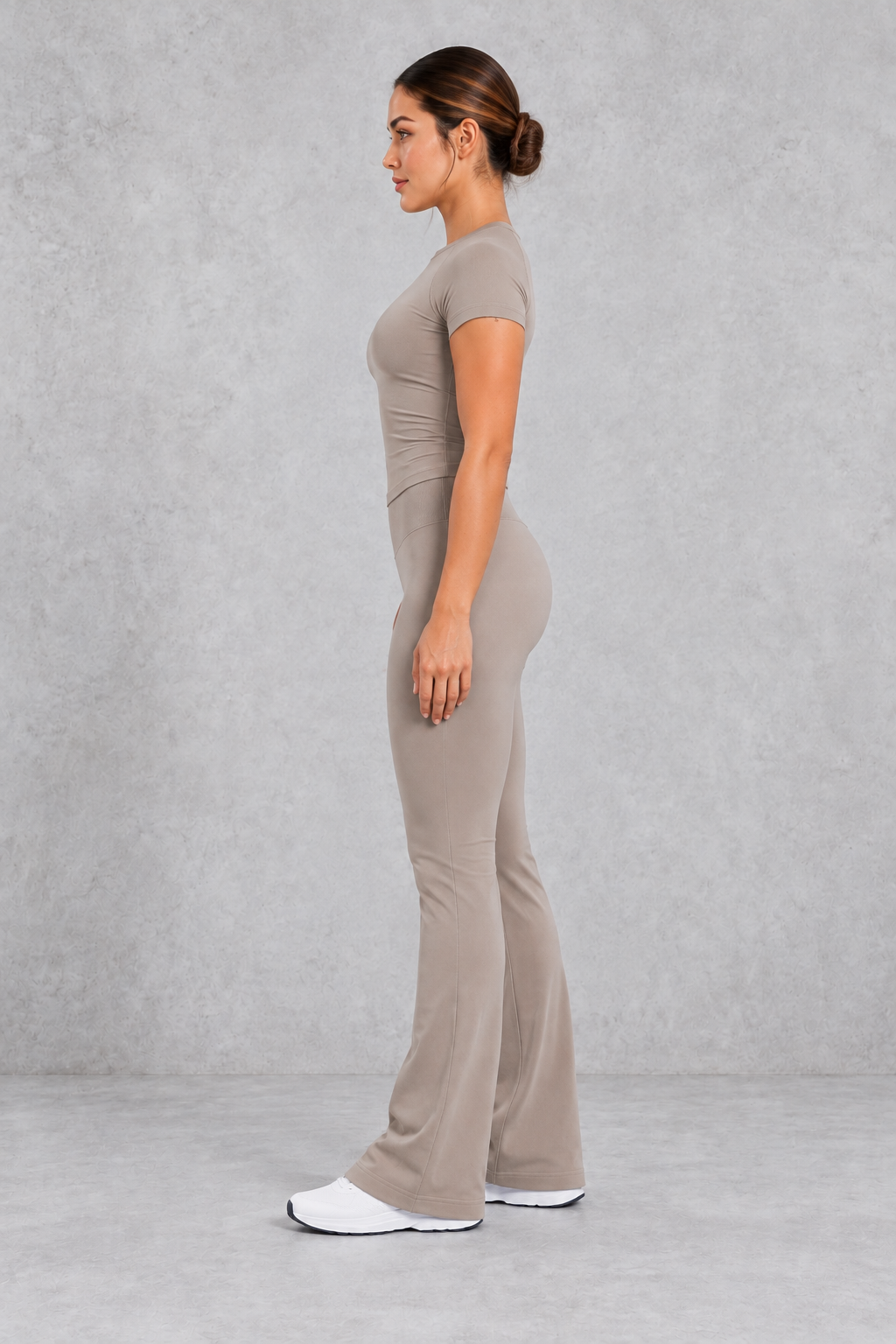 Sculp Fitted T-Shirt & Flared Leggings Set in Taupe – side view