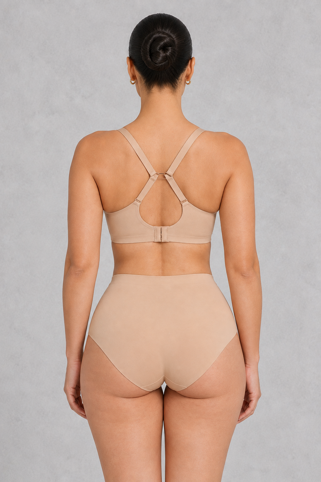 Sculp seamless high waisted briefs in nude, detail view